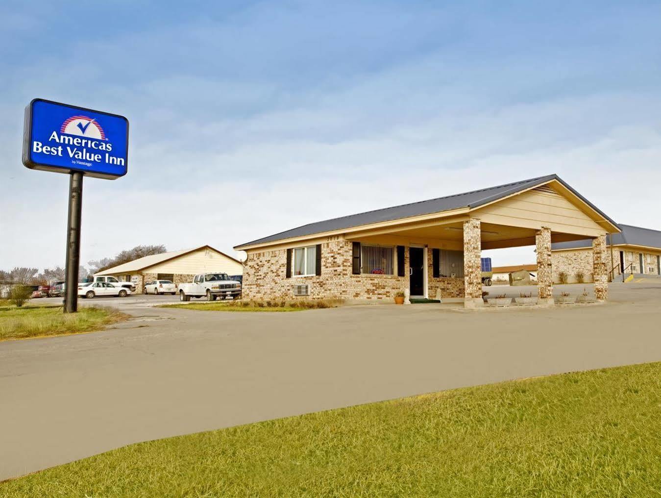 Americas Best Value Inn Gainesville Tx Εξωτερικό φωτογραφία